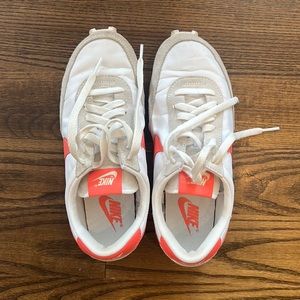 Nike woman’s size 7